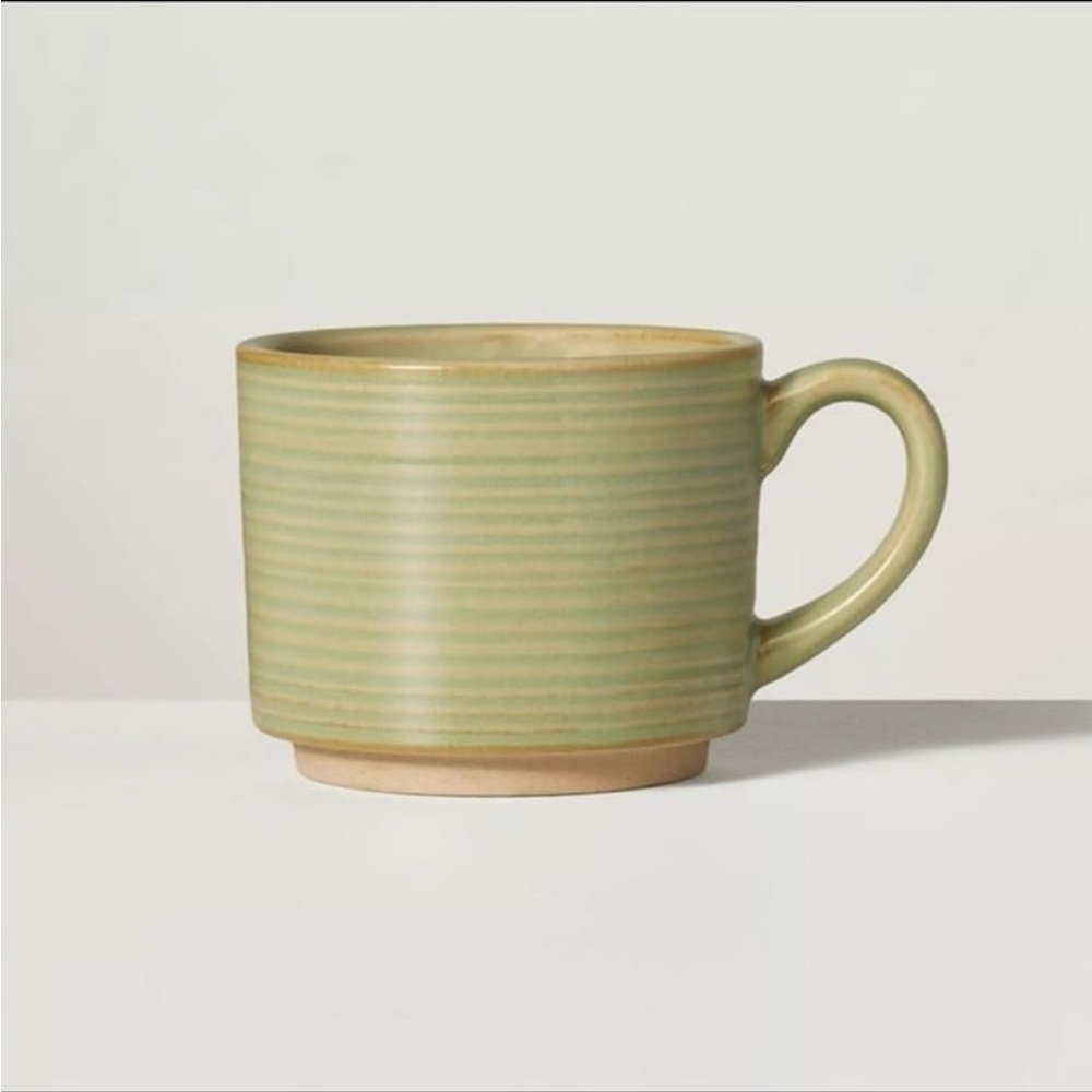 Hearth & Hand Magnolia 10oz
Ribbed Stoneware Mug Green